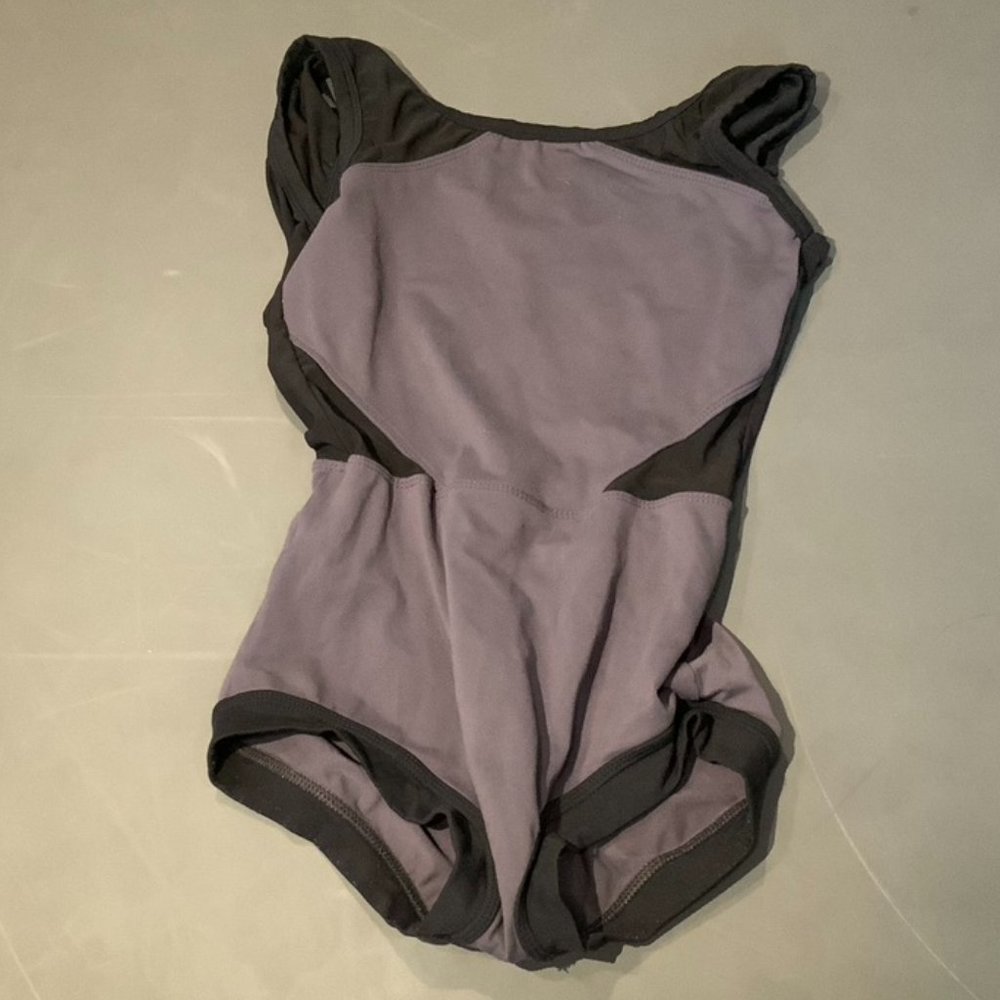 Five dancewear grey and black leotard, size MA